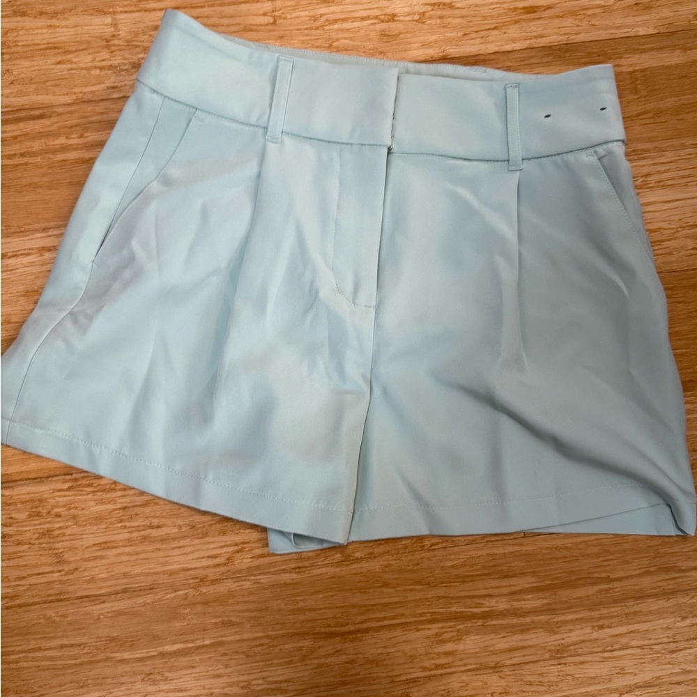 Express Shorts